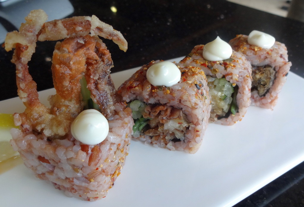 angela-asia-bali-luxury-travel-blog-best-sushi-train-in-seminyak-sushimi-28