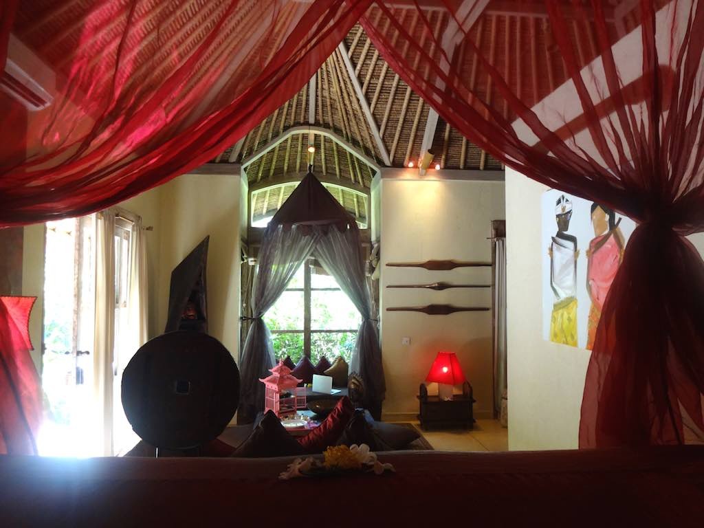 angela-asia-bali-luxury-travel-blog-best-bali-honeymoon-package-villa-mathis-romantic-seminyak-43