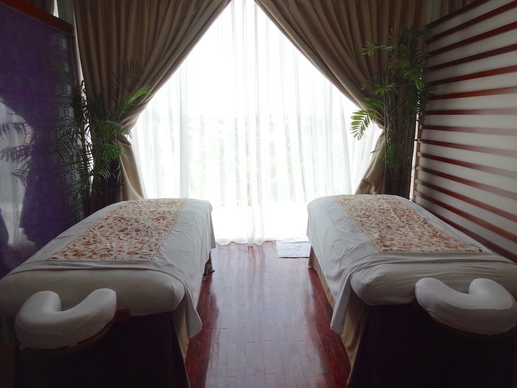 angela-asia-luxury-travel-blog-bali-best-seminyak-5-star-hotel-spa-on-beach-anantara-31