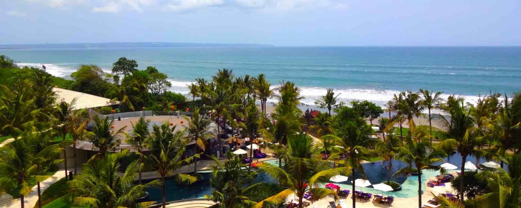 angelas-asia-luxury-travel-blog-best-w-hotel-resort-seminyak-bali-ocean-beach-front-5-star-0