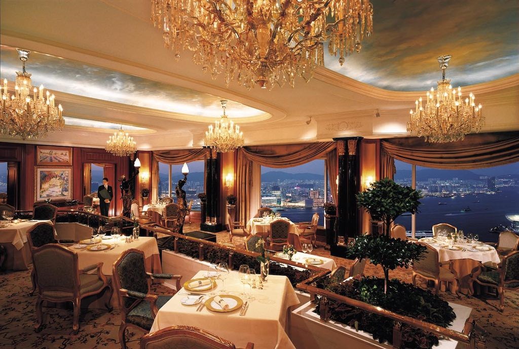 angelas-asia-luxury-travel-blog-island-shangri-la-hong-kong-best-5-star-hotel-35