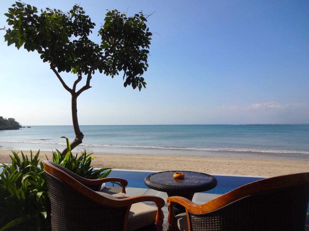 four-seasons-bali-jimbaran-best-5-star-hotel-luxury-bucket-list-travel-blog-angela-carson-56