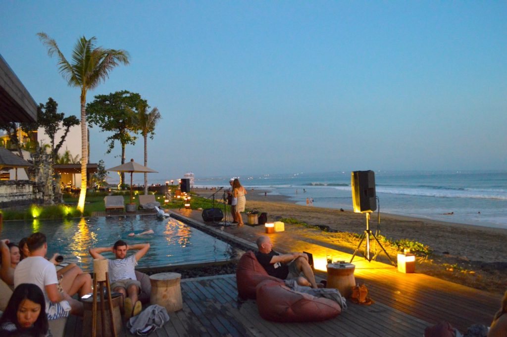 best-bar-sunset-session-on-the-beach-alila-seminyak-bali-angela-carson-luxury-bucket-list-9