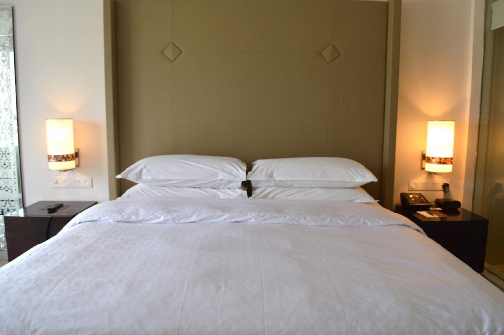 best-5-star-hotel-sheraton-kuta-beach-luxury-oceanfront-suites-video-review-2