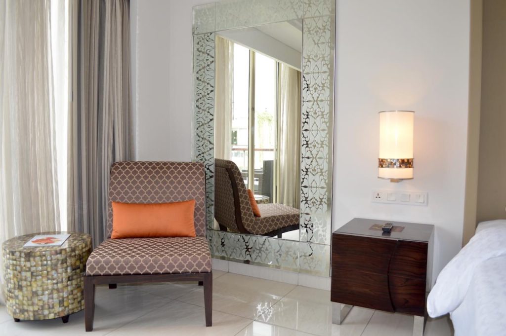 best-5-star-hotel-sheraton-kuta-beach-luxury-oceanfront-suites-video-review-3