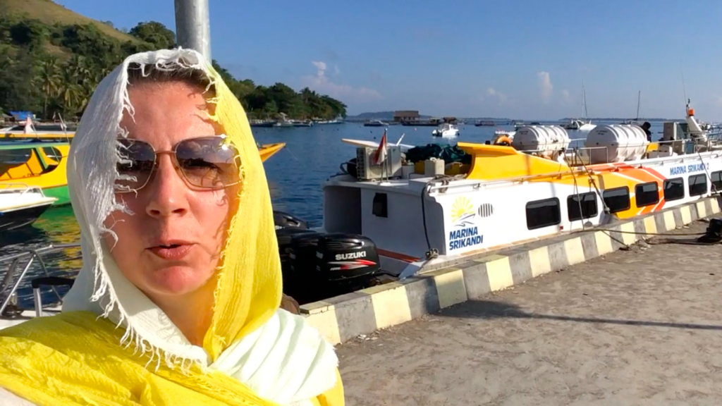 review-lombok-bali-ferry-marina-srikandi-directferries-com-angela-carson-travel-blogger
