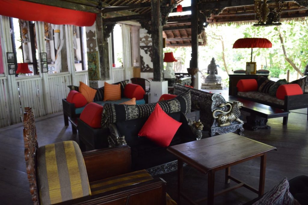 tugu-lombok-best-5-star-villa-beach-service-luxury-travel-blogger-angela-carson-39