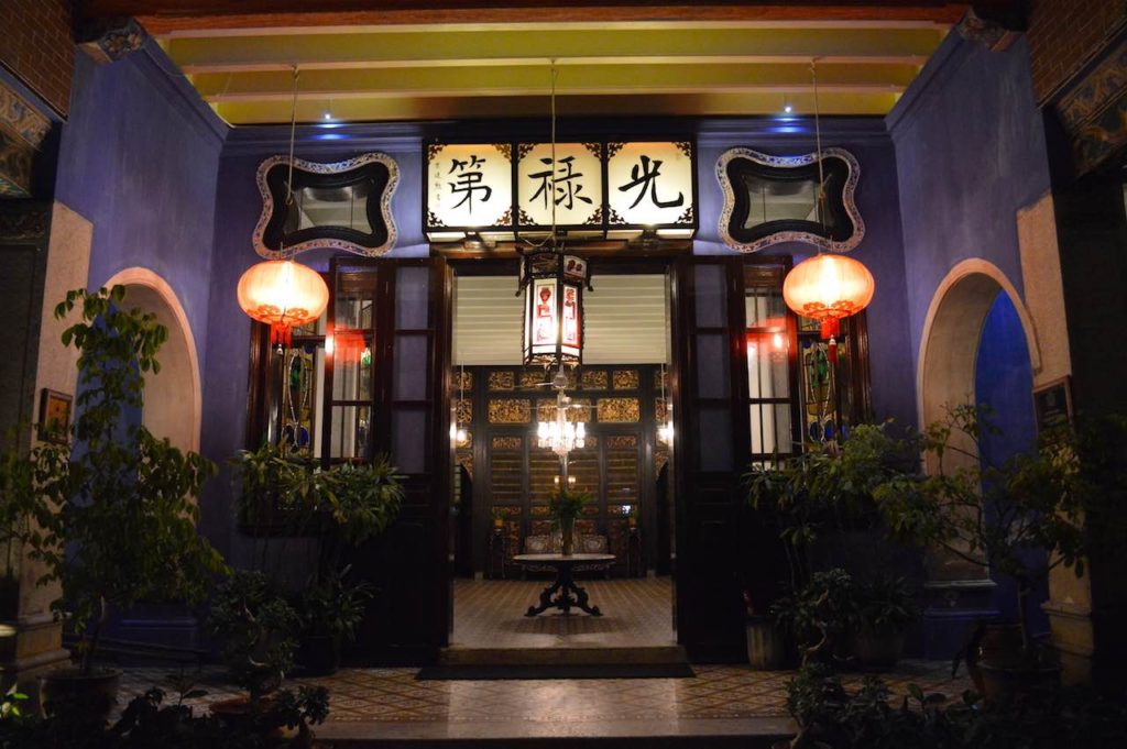 best-boutique-heritage-hotel-penang-the-blue-mansion-chinese-protected-by-unesco-cheong-fatt-tze-35