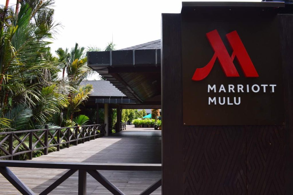 mulu-marriott-best-hotel-sarawak-borneo-near-gunung-mulu-park-unesco-cave-tour-angela-carson-luxury-travel-blogger-19