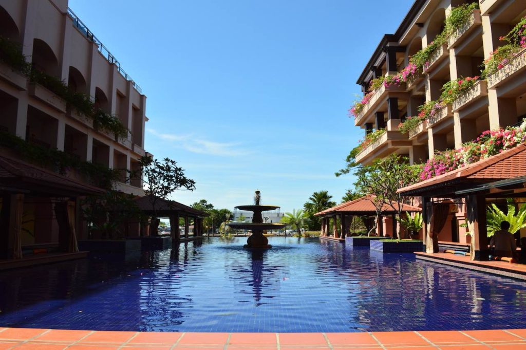 video-tour-casa-del-rio-malacca-best-5-star-luxury-hotel-melaka-angela-carson-malaysia-travel-blogger-5