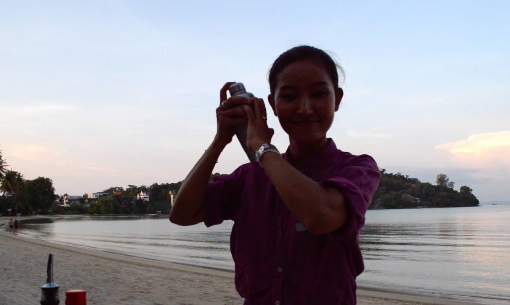 crowne-plaza-phuket-panwa-beach-video-tour-review-expat-angela-asia-luxury-travel-vlogger-35
