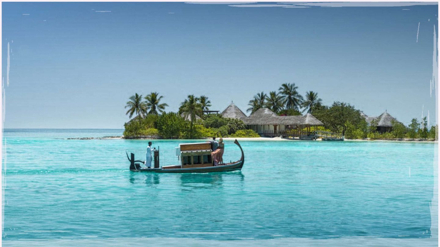 Maldives | Four Seasons Kuda Huraa Sunrise Water Villa