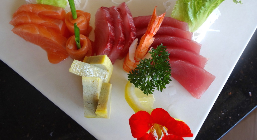 angela-asia-bali-luxury-travel-blog-best-sushi-train-in-seminyak-sushimi-29