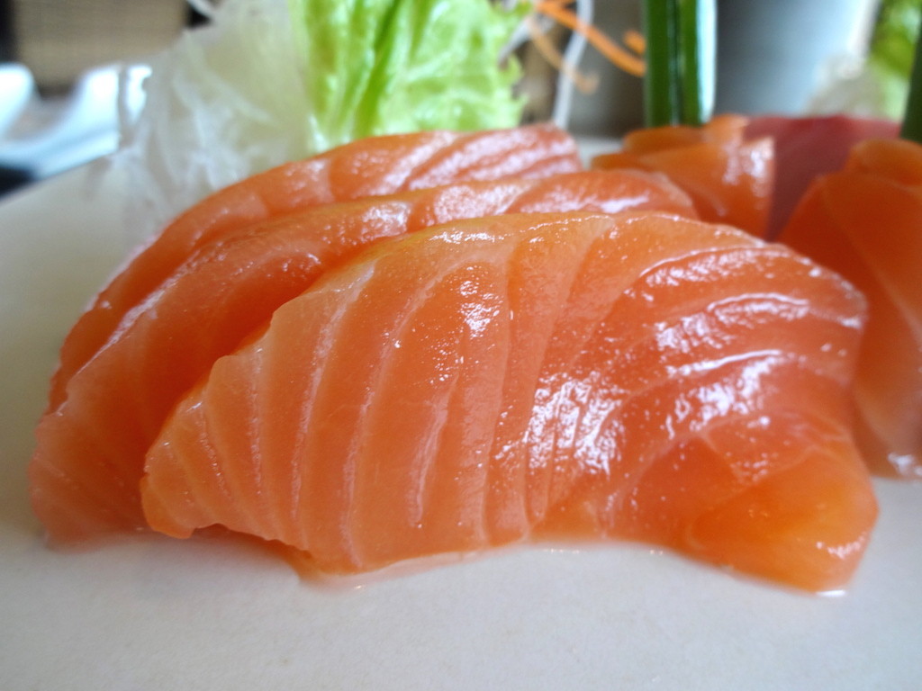 angela-asia-bali-luxury-travel-blog-best-sushi-train-in-seminyak-sushimi-30