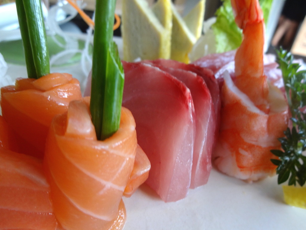 angela-asia-bali-luxury-travel-blog-best-sushi-train-in-seminyak-sushimi-32